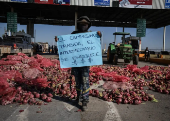 autopistas bloqueadas en México