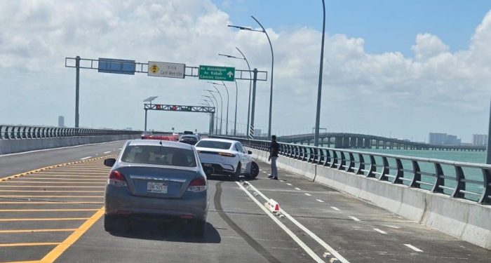 Puente Nichupté registra dos accidentes en sus primeras horas de operación