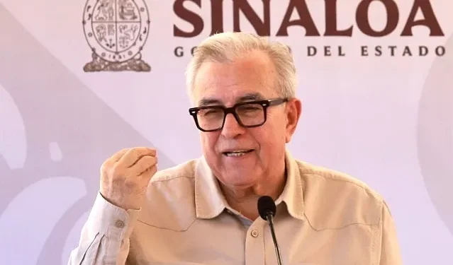 Rubén Rocha Moya enfrenta denuncia ante la FGR