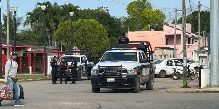 SSC refuerza presencia en zonas rurales tras levantón de policías en Lázaro Cárdenas