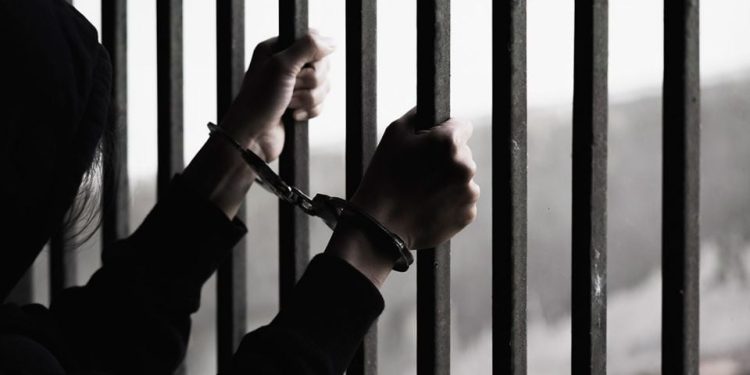 FGR vincula a proceso a cuatro personas por tráfico de personas en CDMX