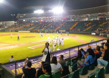 Pericos de Puebla caen 2-8 ante Tigres Quintana Roo