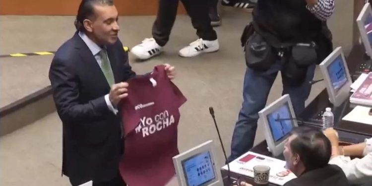 Senador Luis Armando Melgar le pide a Fernández Noroña que se ponga la playera #YoConRocha