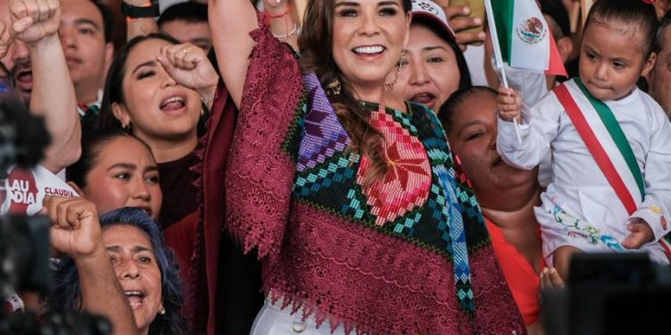 Mara Lezama y más de 25 mil quintanarroenses respaldan llamado de Claudia Sheinbaum en defensa de México
