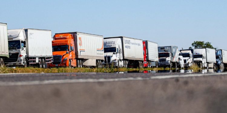 Paro de transportistas el 24 junio
