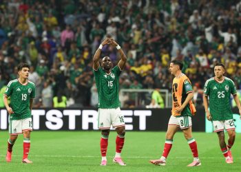 Jugadores de la Selección Mexicana celebran la victoria ante Ecuador en el Mundial 2026.