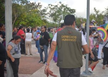 Oficina de derechos humanos en Quintana Roo con registro de denuncias por violaciones a derechos humanos.