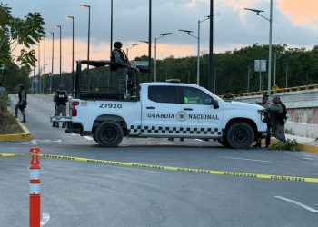 Autoridades investigan un atropellamiento mortal frente al complejo del Tren Maya en la carretera 180-D de Cancún