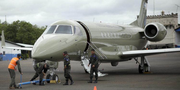 Avión presidencial de Honduras que fue adquirido por una empresa mexicana.