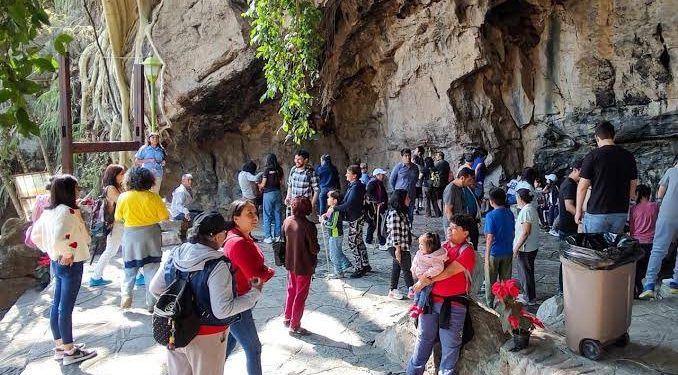 Entrada de las Grutas de Cacahuamilpa, donde denunciaron la operación de falsos guías turísticos vinculados con secuestros