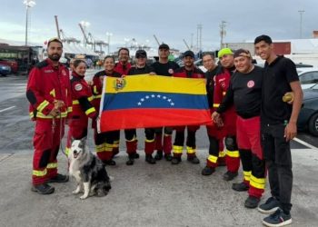 Integrantes de la Brigada de Cancún regresa de Venezuela tras concluir su misión de búsqueda y rescate.