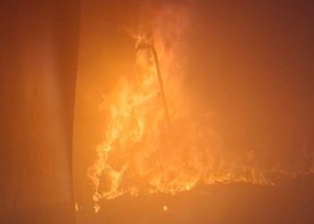 bomberos-cancun-sofocan-incendio-vivienda-supermanzana-260