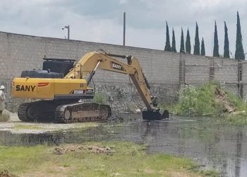 Fuga de combustible en Hidalgo provocada por una toma clandestina en Mineral de la Reforma.
