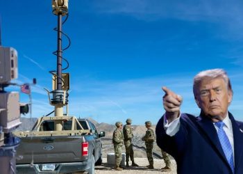 Donald Trump presenta el proyecto de muro inteligente con inteligencia artificial y tecnología de vigilancia avanzada en la frontera con México.