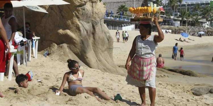 explotación laboral en Playa del Carmen