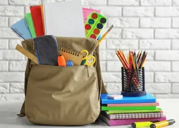 Útiles escolares básicos para alumnos de primaria correspondientes al ciclo escolar 2026-2027.
