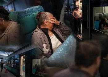 Pasajeros del Tren Maya permanecen varados tras una falla en el tramo Leona Vicario-Cancún.