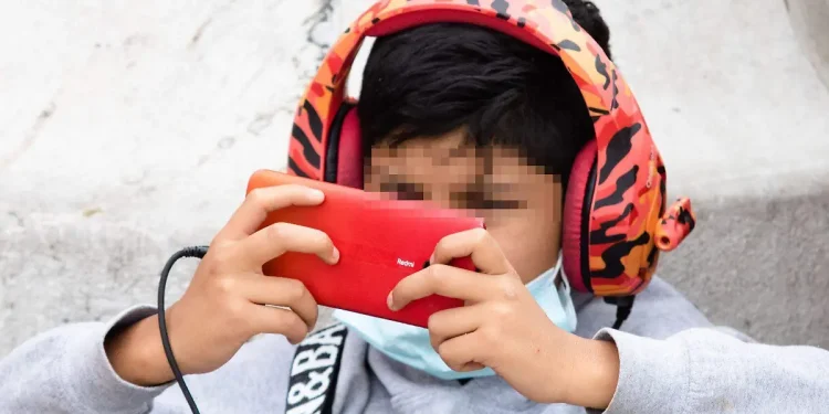 nueva ley de celulares en escuelas de Tabasco
