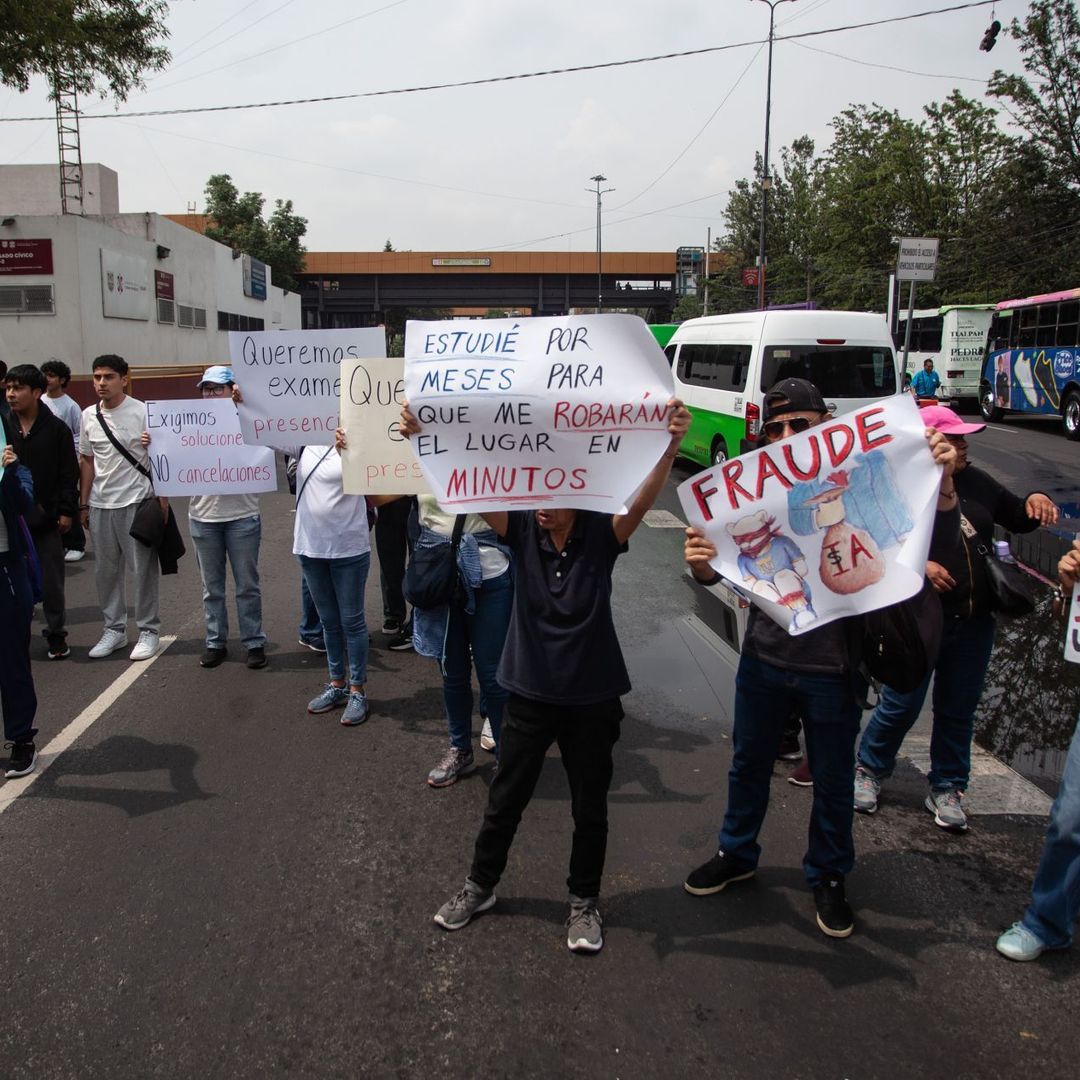 Protestas por fraude en examen de la UNAM 2026