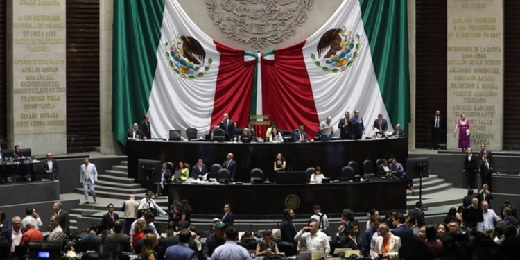 Controversia sobre derechos de audiencias