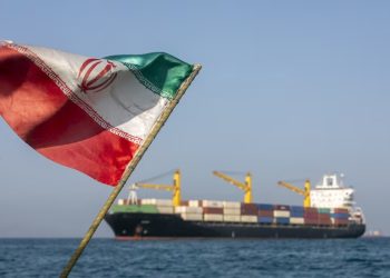Irán insiste en que domina el Estrecho de Ormuz