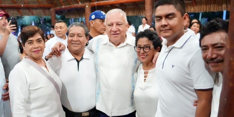 Rafa Marín llama en Playa del Carmen a cerrar filas en defensa de la transformación y la soberanía