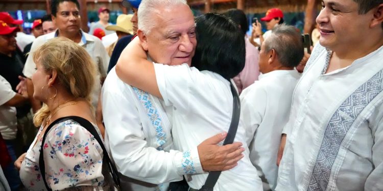 Rafa Marín llama en Playa del Carmen a cerrar filas en defensa de la transformación y la soberanía