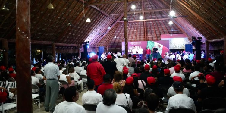 Rafa Marín llama en Playa del Carmen a cerrar filas en defensa de la transformación y la soberanía
