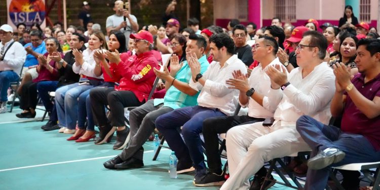Rafa Marín llama en Isla Mujeres a defender la soberanía y fortalecer la Cuarta Transformación