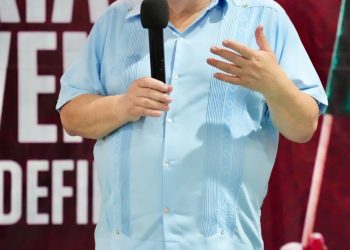 Rafa Marín llama en Isla Mujeres a defender