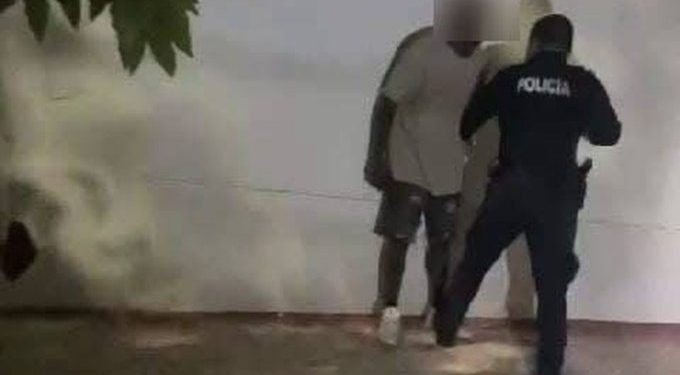 detenido-presunto-ladron-ado-cancun.jpg