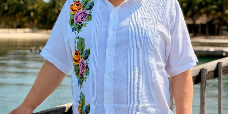 Rafa Marín felicita a los nuevos coordinadores de la transformación en Aguascalientes, Campeche y Colima.