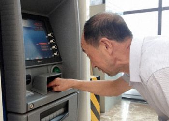 fraude-cajeros-adultos-mayores-tabasco.jpg