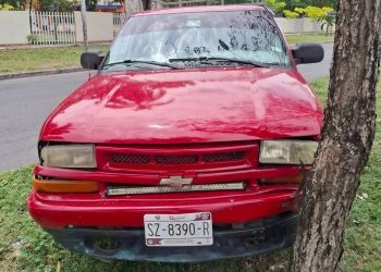 Muere manejando y choca en Chetumal