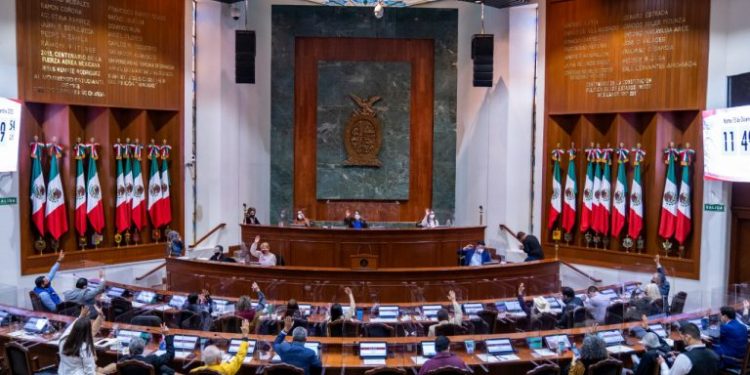 Licencia de Rubén Rocha Moya