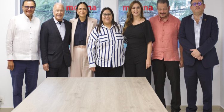 Ariadna Montiel y Alberto Anaya durante reunión entre Morena y PT por inconformidades en encuestas