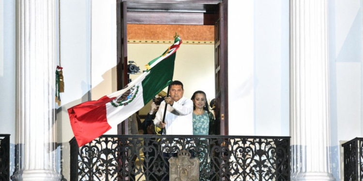 Javier May recuerda a quienes dieron patria y llama a respetar las diferencias