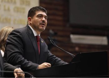diputado morenista Zenyazen Escobar