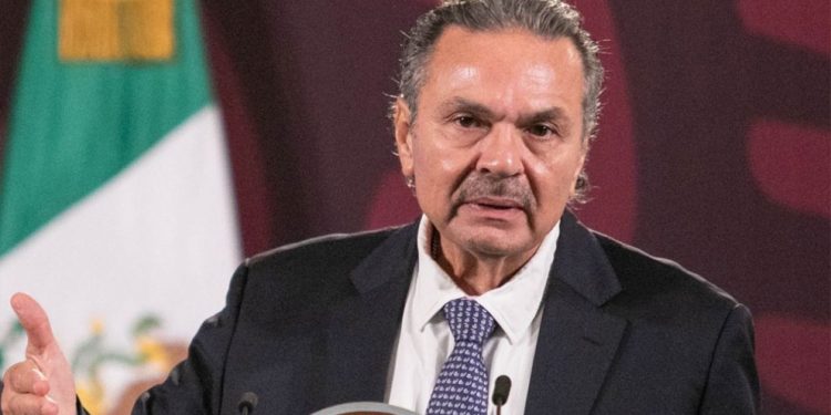 salario de Octavio Romero Oropeza
