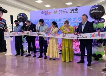 primer vuelo sin escalas entre Canadá y Guanajuato